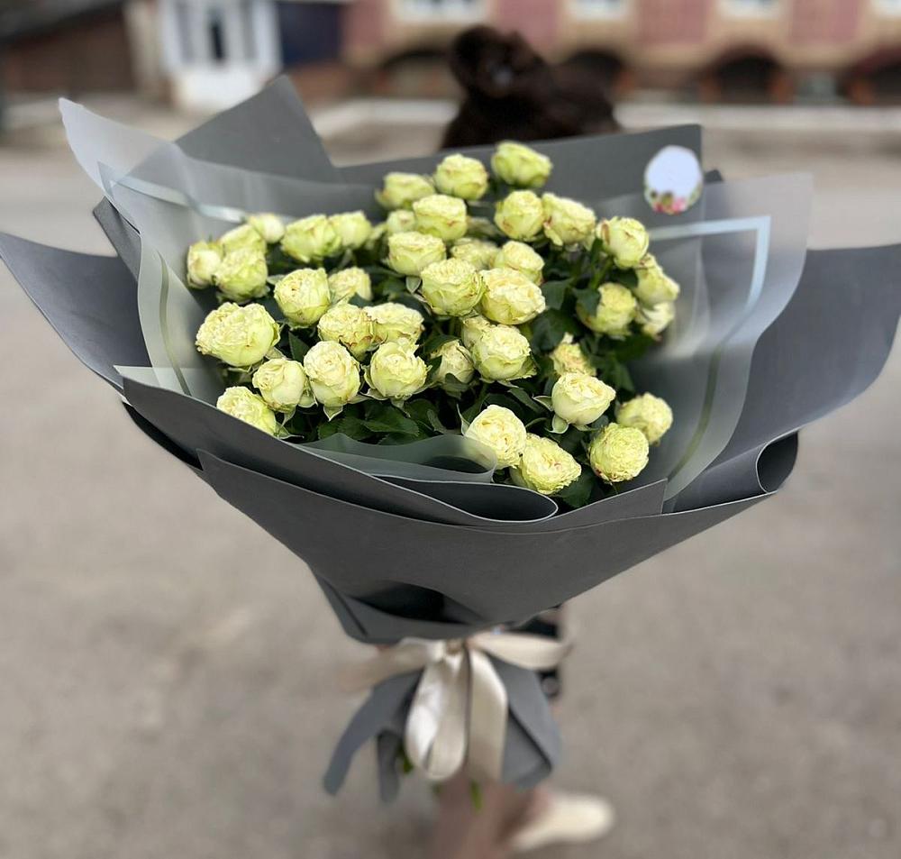 Белые кустовые розы Солинеро в Лазарево Букет Белые кустовые розы Солинеро в Лазарево