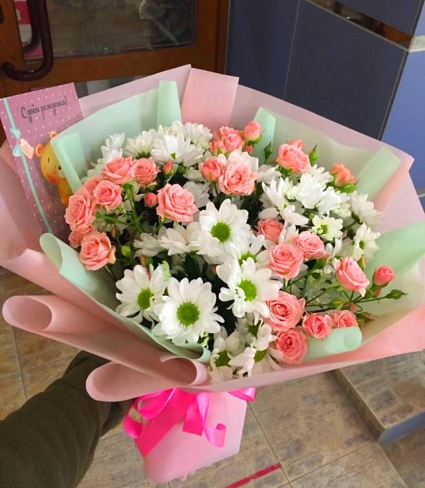 Букет цветов из: Розы и Хризантемы в Лазарево