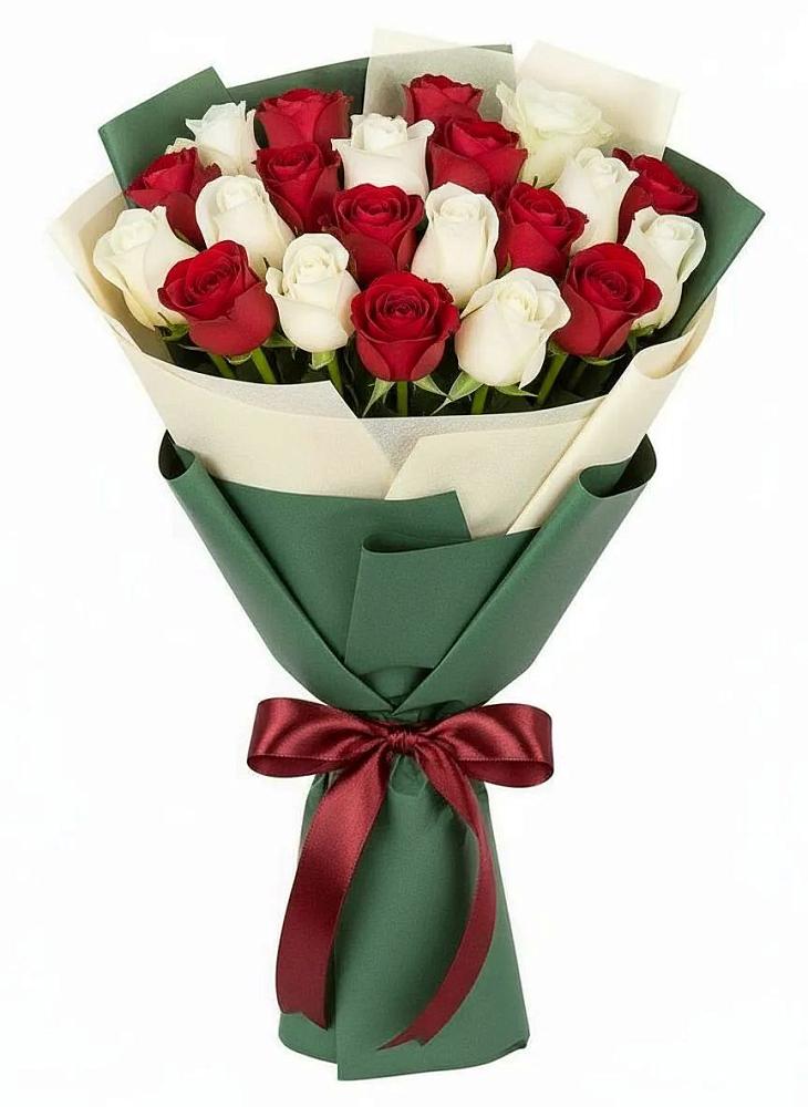 Букет Микс из красных и белых роз в Лазарево