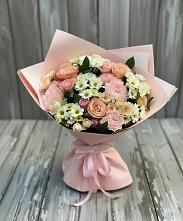 Букет цветов из:  Гвоздики, Розы и Хризантемы в Лазарево