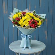 Букет цветов из:  Альстромерии и Хризантемы в Лазарево