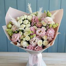 Букет цветов из:  Альстромерии и Розы в Лазарево