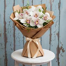 Букет цветов из:  Орхидеи и Розы в Лазарево
