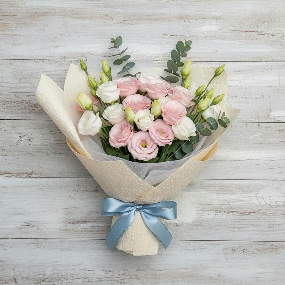 Букет цветов из: Лизиантусы в Лазарево